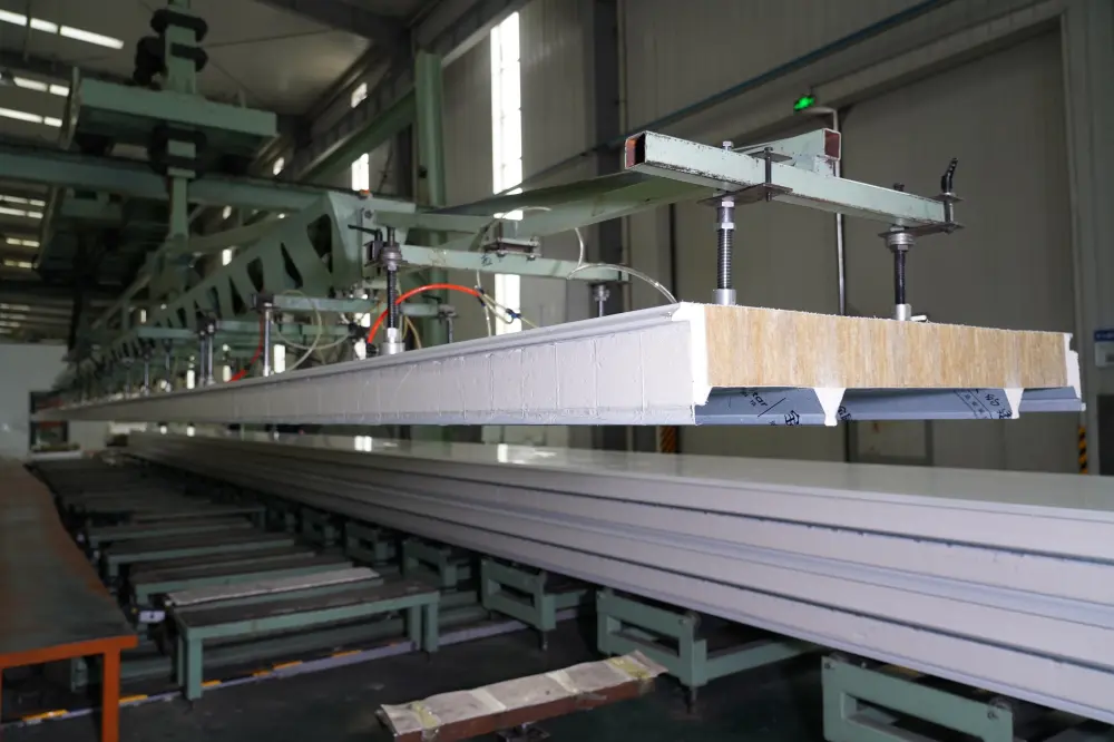 Automated Production for Coordinated Roof Panel Supply